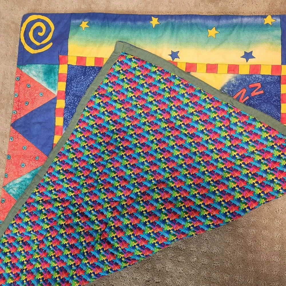 Handmade Sleeping Teddy Bear Quilt 37x 32